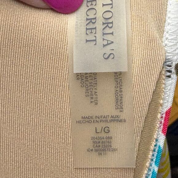 Victoria's Secret Bikini, L Triangle Top, M High Cut Bottom, White Multi Color - Picture 4 of 5